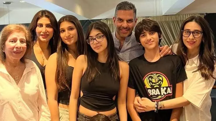 https://www.salarnews.in/public/uploads/images/newsimages/maannewsimage10092025_172819_Karishma Kids Assets Sept 10 2025.webp